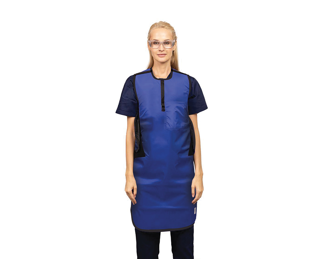 ps_flexiback-buckle_model_whitebg